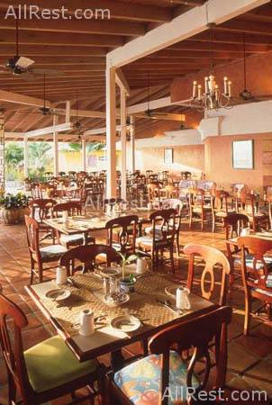 Grand Pineapple Beach Resort 51
